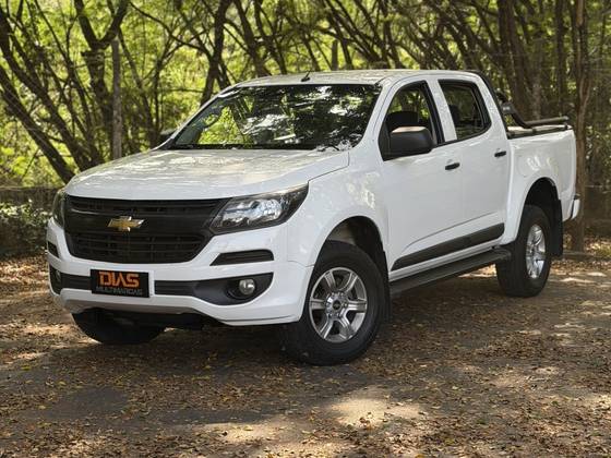 CHEVROLET S10 2.5 ADVANTAGE 4X2 CD 16V FLEX 4P MANUAL CHEVROLET S10 2.5 ADVANTAGE 4X2 CD 16V FLEX 4P MANUAL